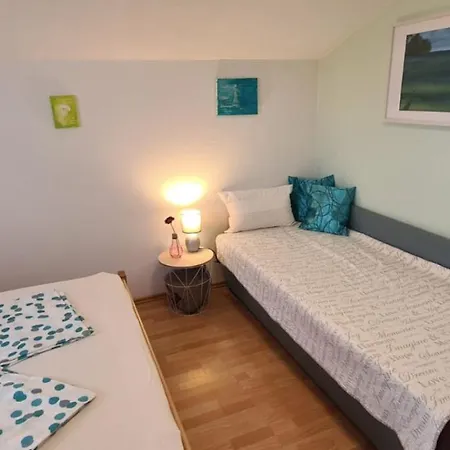 Apartment Valentina - Tonka