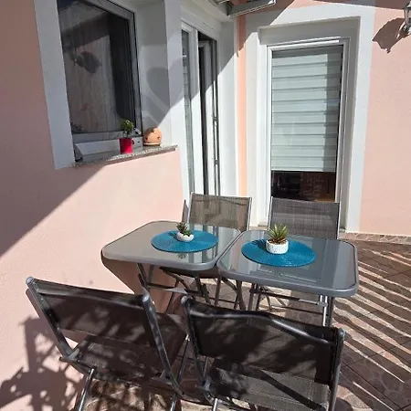 Apartman Valentina - Tonka *