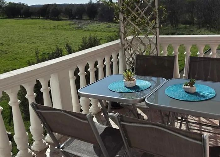 Apartment Valentina - Tonka Pula